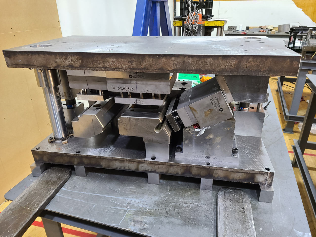 Long Star Die Machine